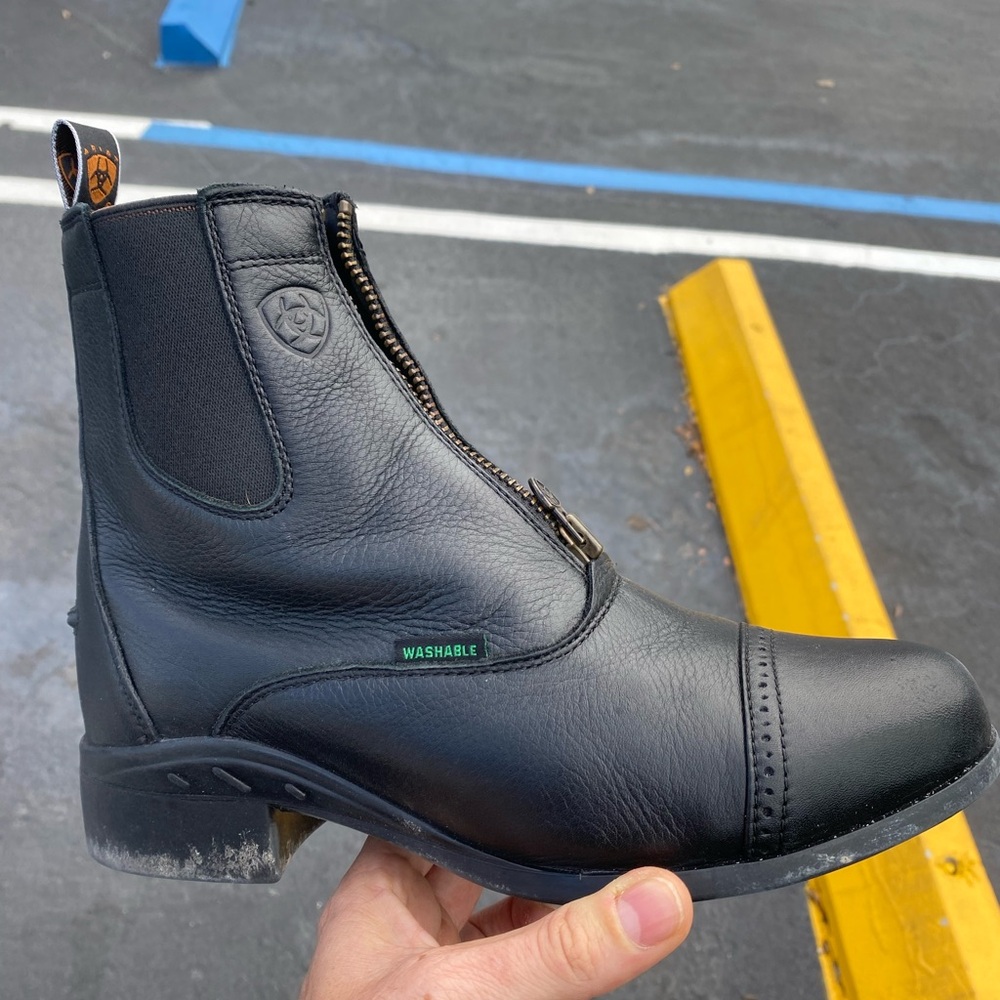 Ariat women’s 8.5